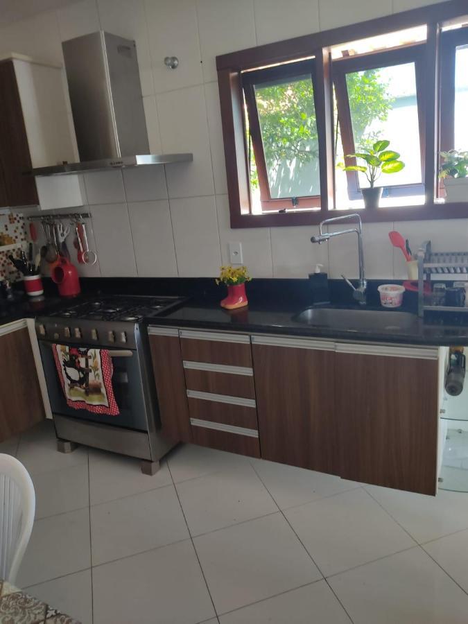 Linda Casa Com Piscina Em Interlagos Vila Velha Es Villa Kültér fotó