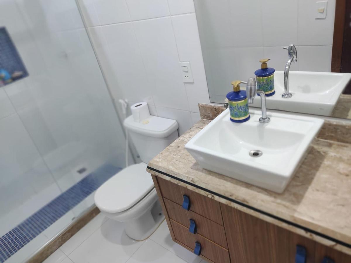 Linda Casa Com Piscina Em Interlagos Vila Velha Es Villa Kültér fotó