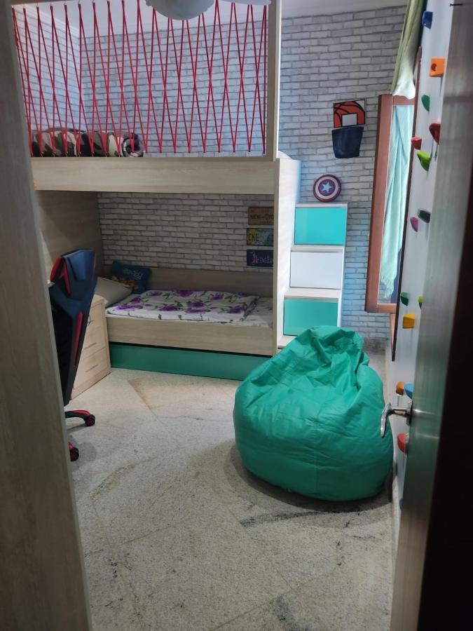 Linda Casa Com Piscina Em Interlagos Vila Velha Es Villa Kültér fotó