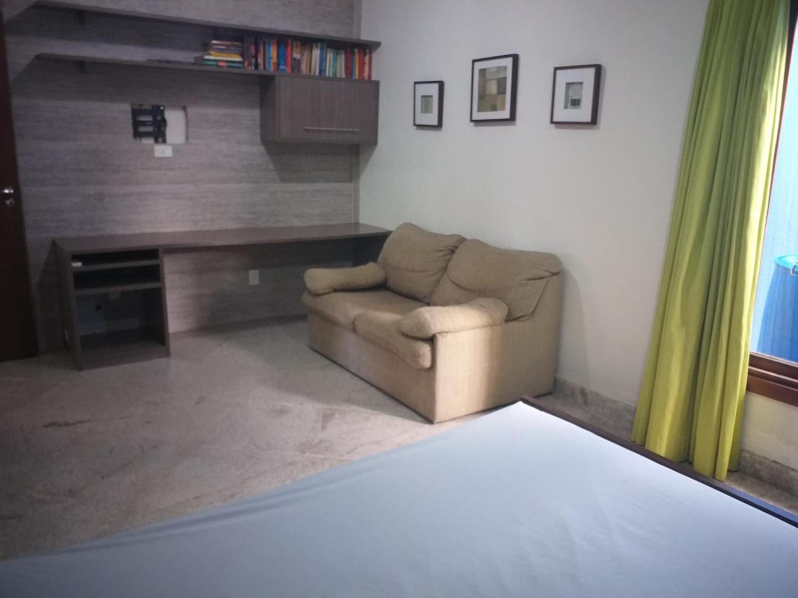 Linda Casa Com Piscina Em Interlagos Vila Velha Es Villa Kültér fotó