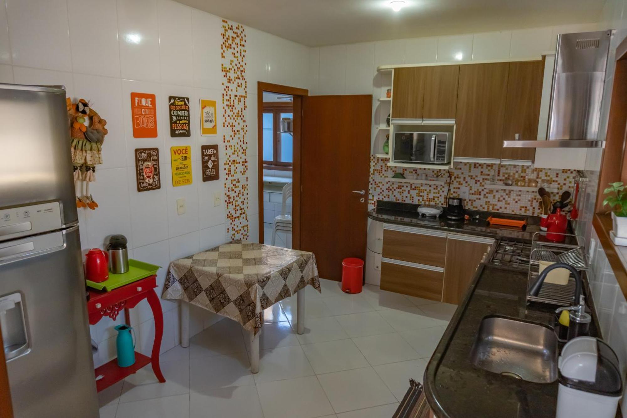 Linda Casa Com Piscina Em Interlagos Vila Velha Es Villa Kültér fotó